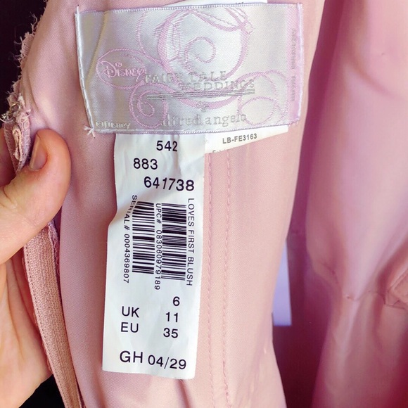 A fancy/bridesmaids dress. Worn once - Picture 3 of 3